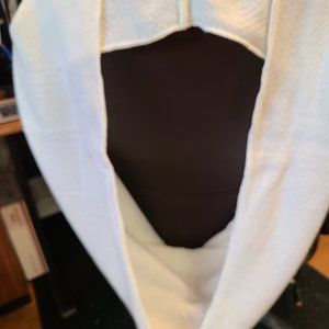 Altare Cream Scarf & Beanie Set